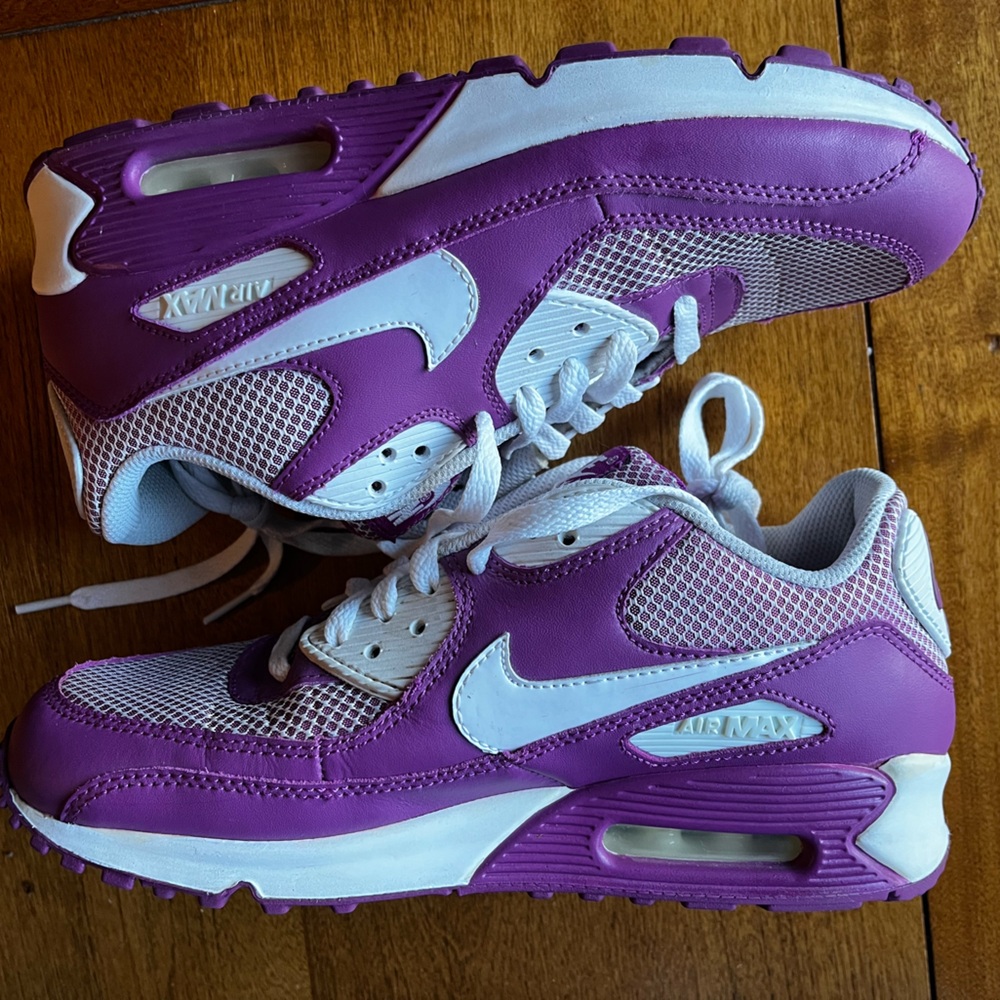 Nike Women’s Air Max 90 Purple